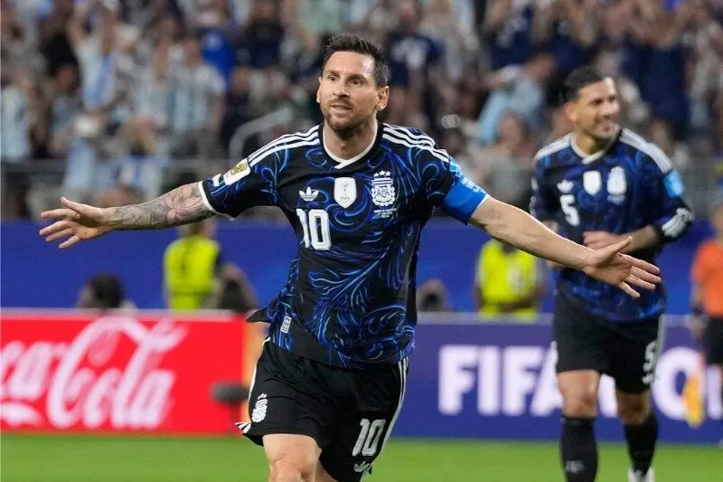 Argentina thể hiện bản lĩnh nhà vô địch