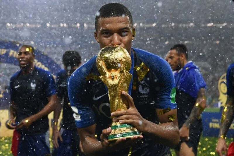 Mbappe là thần tượng của Ali Al Hamadi